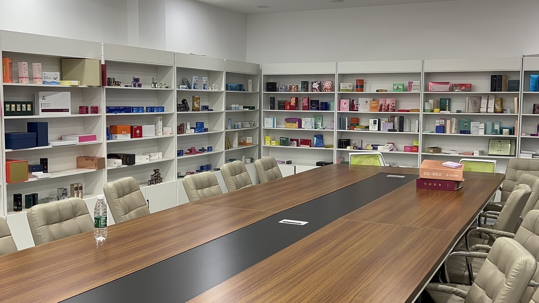 China GUANGZHOU YM PACKAGE PRODUCTS CO.,LTD. Profiel van het bedrijf 