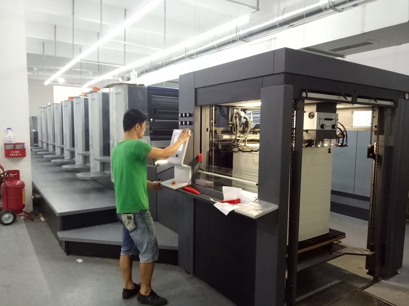 GUANGZHOU YM PACKAGE PRODUCTS CO.,LTD. productielijn van de fabrikant