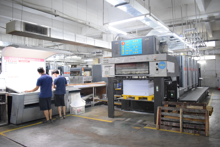 GUANGZHOU YM PACKAGE PRODUCTS CO.,LTD. productielijn van de fabrikant