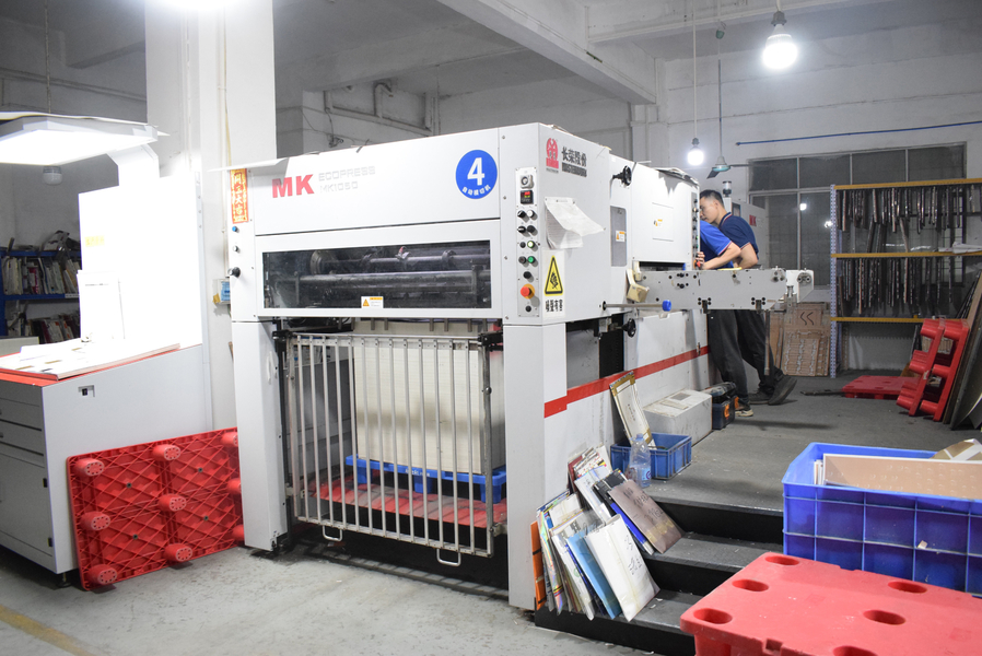 GUANGZHOU YM PACKAGE PRODUCTS CO.,LTD. productielijn van de fabrikant