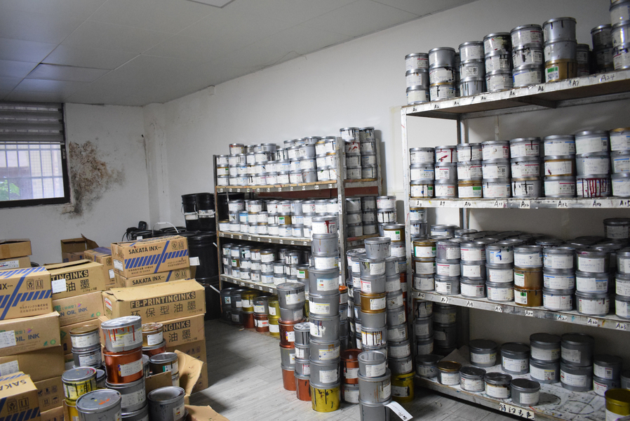 GUANGZHOU YM PACKAGE PRODUCTS CO.,LTD. productielijn van de fabrikant