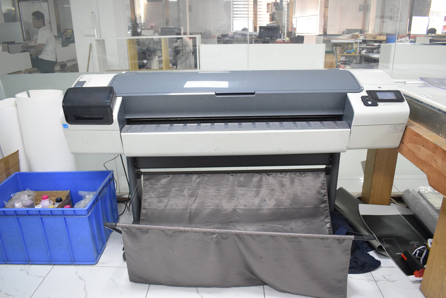 GUANGZHOU YM PACKAGE PRODUCTS CO.,LTD. productielijn van de fabrikant